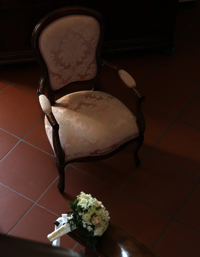 Sedia e buquet
